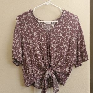 Small pale purple tie top